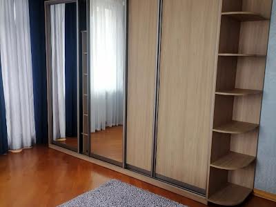 квартира за адресою Нагірна вул., 15
