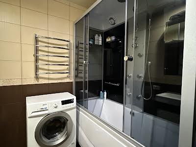 квартира за адресою Миру вул., 46