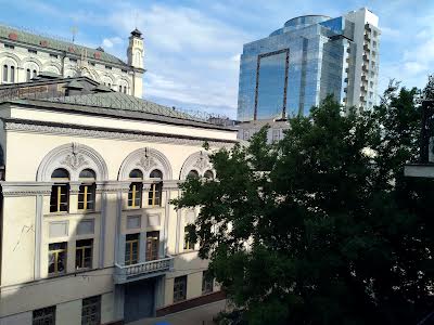 квартира за адресою Лисенка вул., 8