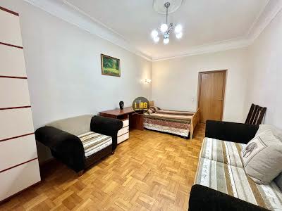 квартира за адресою Круглоуніверситетська вул., 17