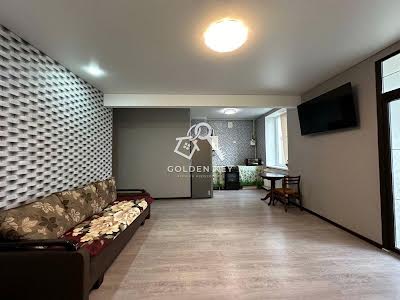 квартира за адресою Колачевського, 2