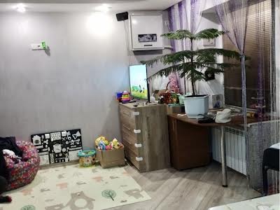 квартира за адресою Миколи Краснова вул., 1
