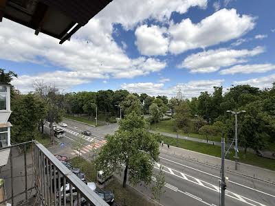 квартира за адресою Лаврська вул. (Січневого Повстання), 6