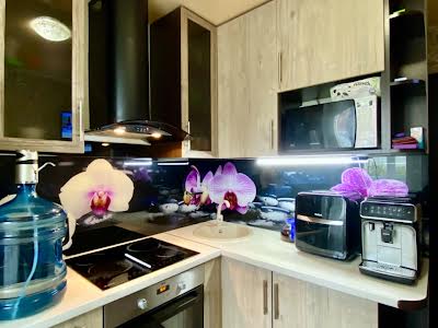 квартира за адресою Рональда Рейгана вул., 5