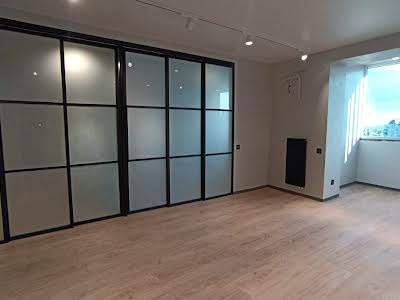квартира за адресою Академіка Сахарова вул., 16а