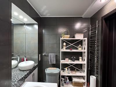 квартира за адресою проспект Миру, 21