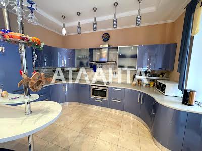 квартира за адресою Педагогічна вул., 27