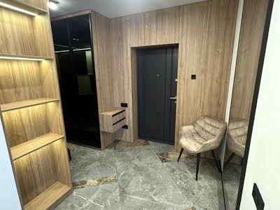 квартира за адресою Дніпровська набережна вул., 15-Є