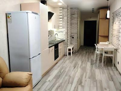квартира по адресу Елены Телиги ул., 25