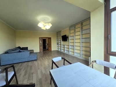 квартира за адресою Оскара Кольберга вул., 3а
