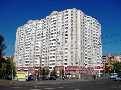квартира за адресою Прилужна вул., 4/15
