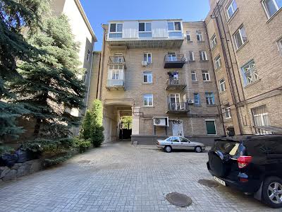 квартира за адресою Сергія Єфремова вул. (Ворошилова), 21-А