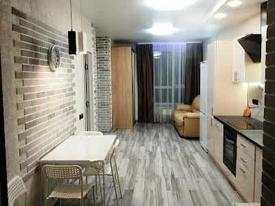 квартира за адресою Олени Теліги вул., 25