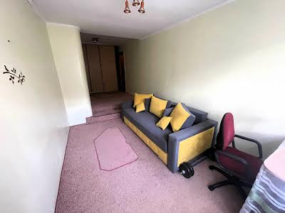 квартира по адресу Степана Бандеры ул., 62а
