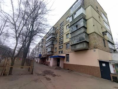 квартира за адресою Незалежності бульв. (50 років Жовтня), 8Б