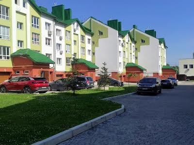 квартира по адресу Героїв Крут ул., 1