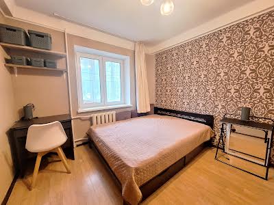 квартира за адресою Ярослава Гашека бульв., 8