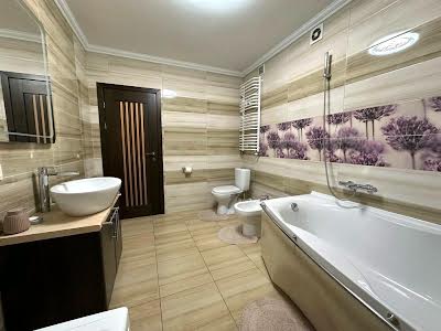 квартира по адресу Стрыйская ул., 292