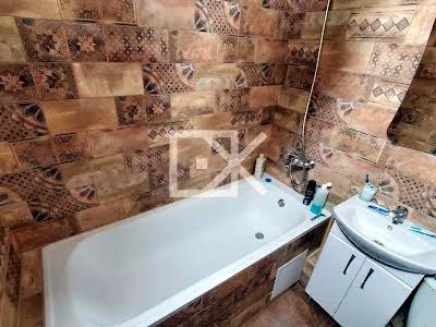 квартира за адресою Соломії Крушельницької вул., 13