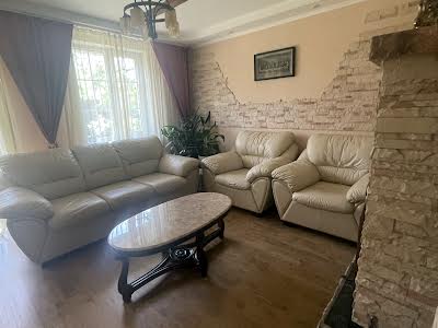 будинок за адресою Лісова вул.