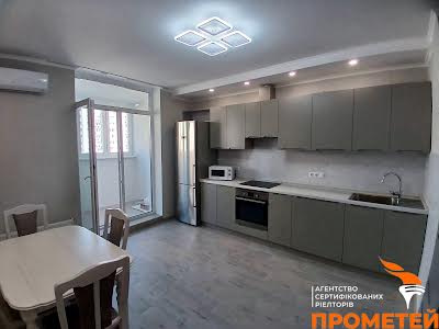 квартира за адресою Микільсько-Слобідська вул., 8