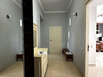 квартира за адресою Шота Руставелі вул., 33-Б