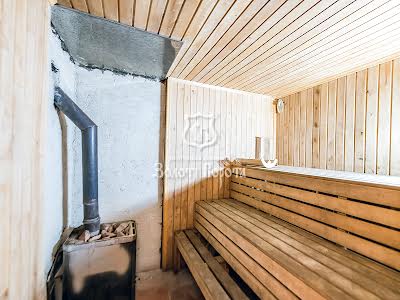 коммерческая по адресу Київська, 258в