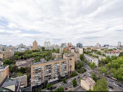 квартира за адресою Олександра Кониського вул., 44