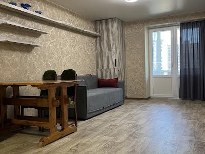 квартира за адресою Незалежності вул., 21