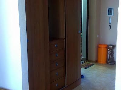квартира за адресою Джона Ленона вул., 39