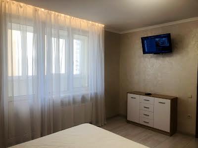 квартира за адресою Сергія Данченка вул., 32