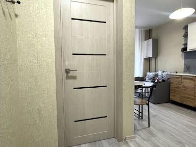 квартира за адресою Соборна вул., 103/12