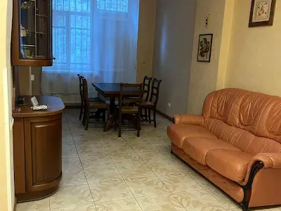 квартира за адресою Фредра, 1