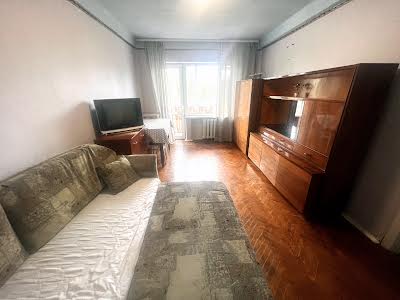квартира по адресу Верховной Рады бульв., 3