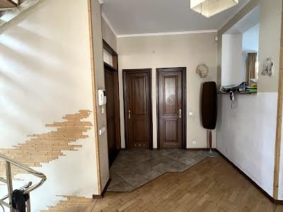 будинок за адресою Кутова вул.