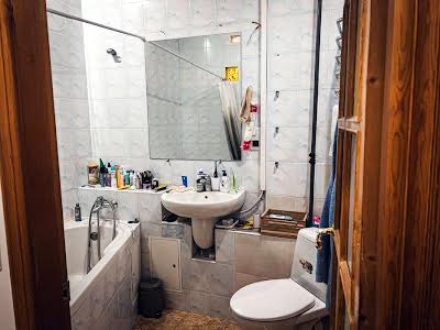 квартира по адресу Братская ул., 5