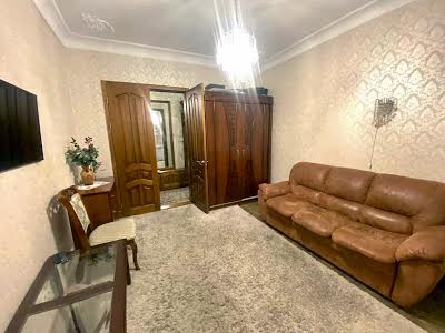 квартира по адресу Кловский спуск (Кловський), 4