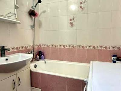 квартира за адресою Академіка Кіпріанова вул., 6