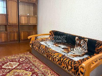 квартира за адресою Перемоги просп., 64