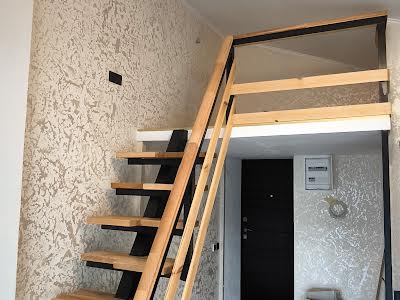 квартира за адресою Залізнична вул., 32