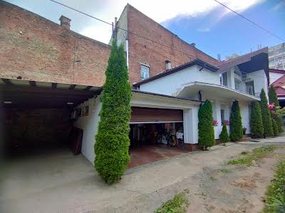дом по адресу Мукачевская ул.