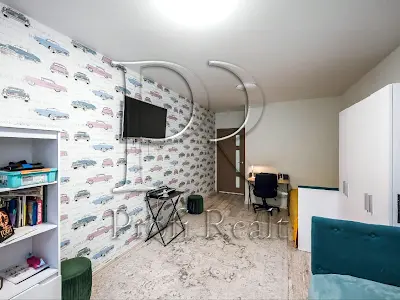 квартира за адресою Приозерний бульв., 5