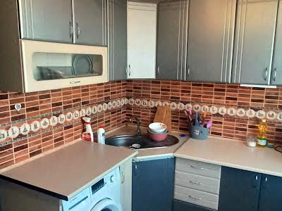 квартира за адресою Соборності вул. (40 років Жовтня), 53