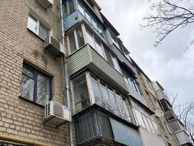 квартира за адресою Лазаряна вул., 8
