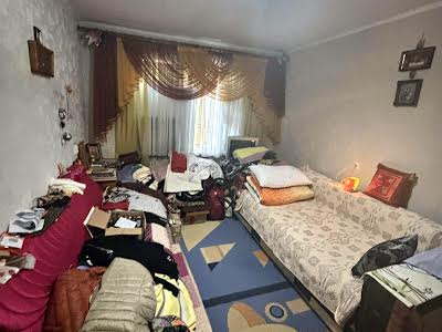 квартира за адресою Лепкого, 7