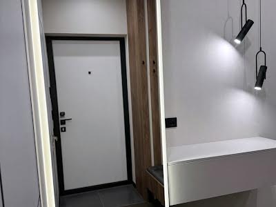 квартира за адресою Салютна вул., 2