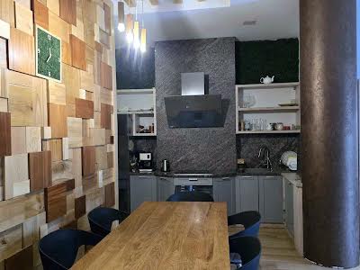 квартира за адресою Липинського В., 28