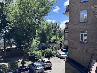 квартира за адресою Зоологічна вул., 6