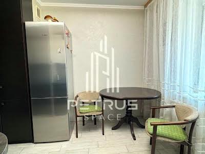 квартира за адресою Миропільська вул., 37