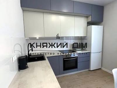 квартира по адресу Ревуцкого ул., 40-Б